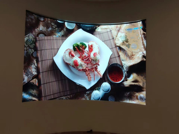港北室内P2.5弧形LED屏